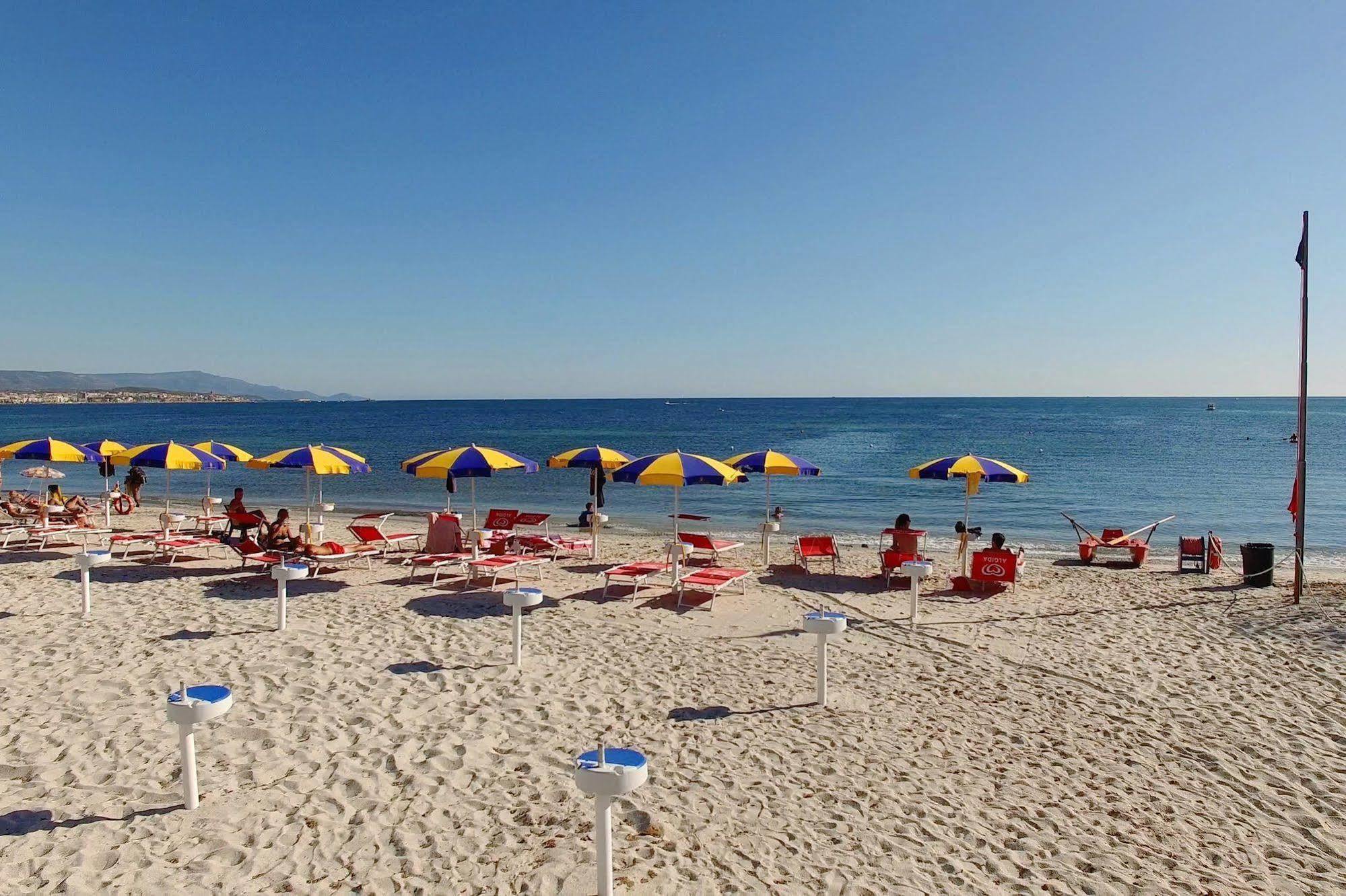 Camping Village Laguna Blu Алгеро Екстериор снимка